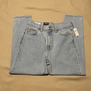 Sky High Rise Mom Jeans With Washwell